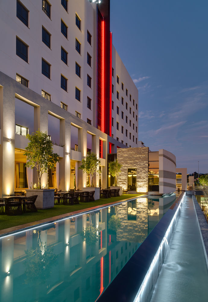 Protea Hotel Fire & Ice by Marriott Pretoria Menlyn プレトリア South Africa thumbnail